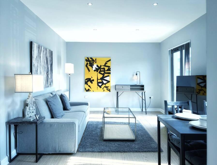 New Luxurious And Business Apt Appartement Swansea Buitenkant foto