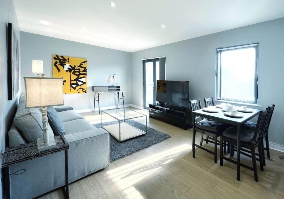 New Luxurious And Business Apt Appartement Swansea Buitenkant foto